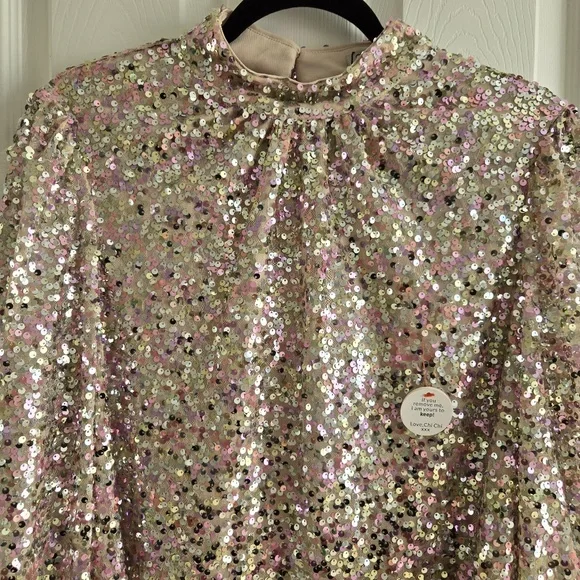 Chi Chi London Sequin Sammie Top - Picture 3 of 8